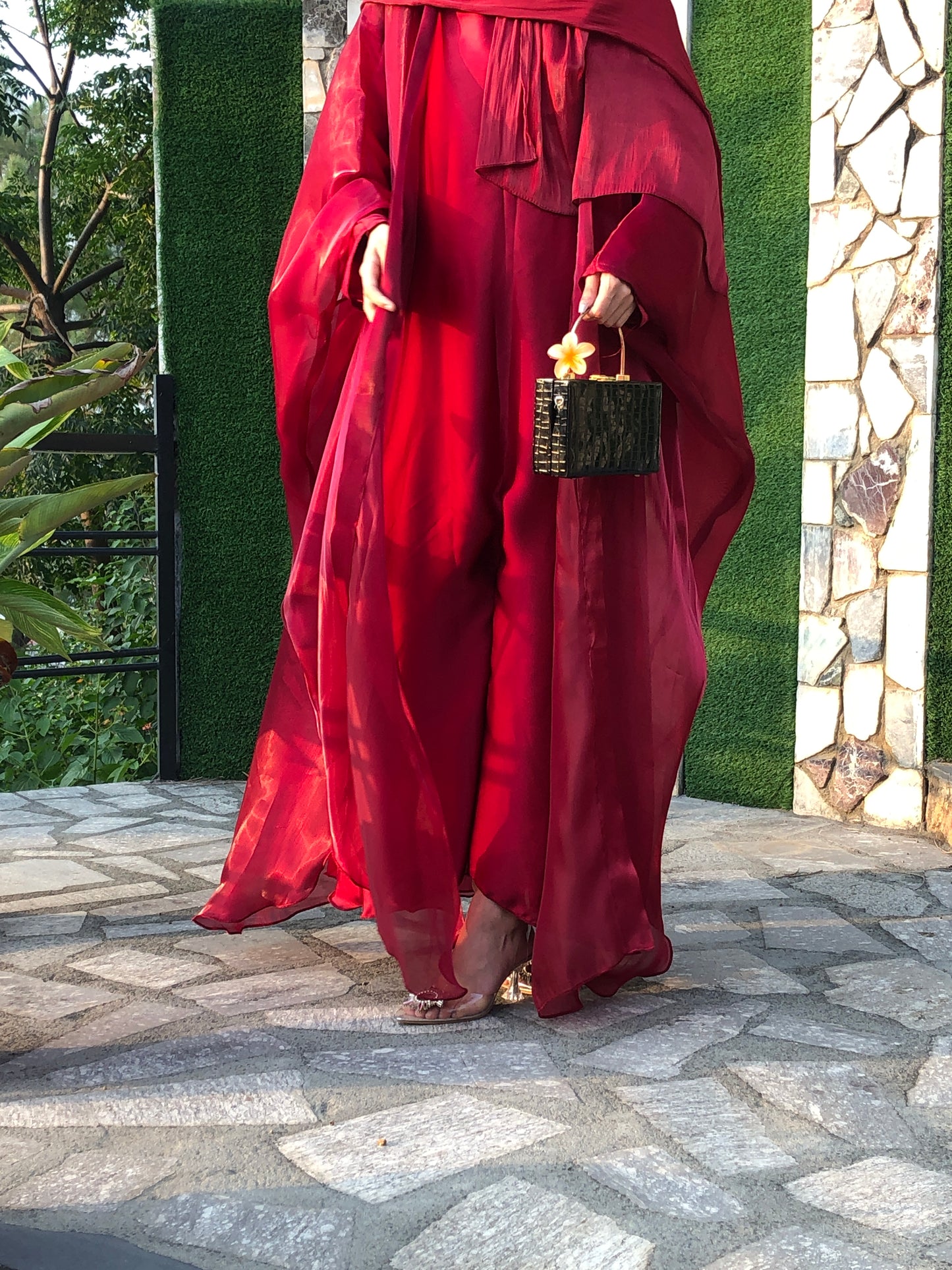 AYLN SIGNATURE ABAYA(LAST CHANCE TO GRAB YOURS)