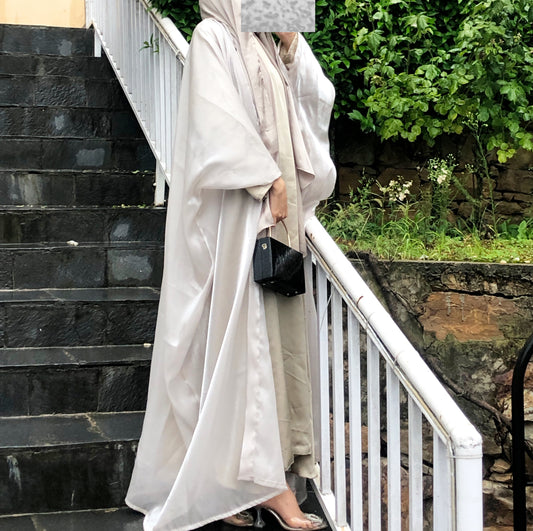 ALYN’S CLASSIC CREAM ABAYA
